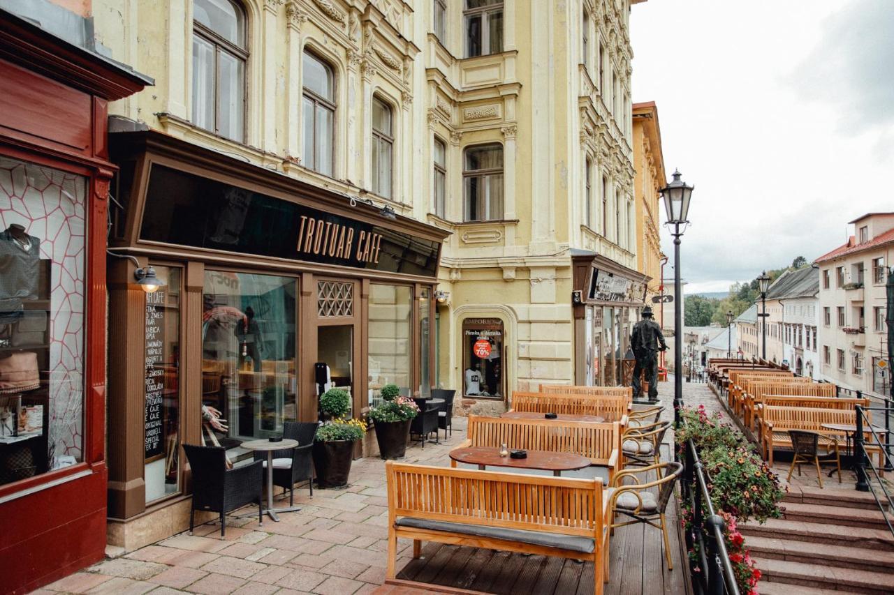 Boutique Apartments Banska Stiavnica Exterior foto