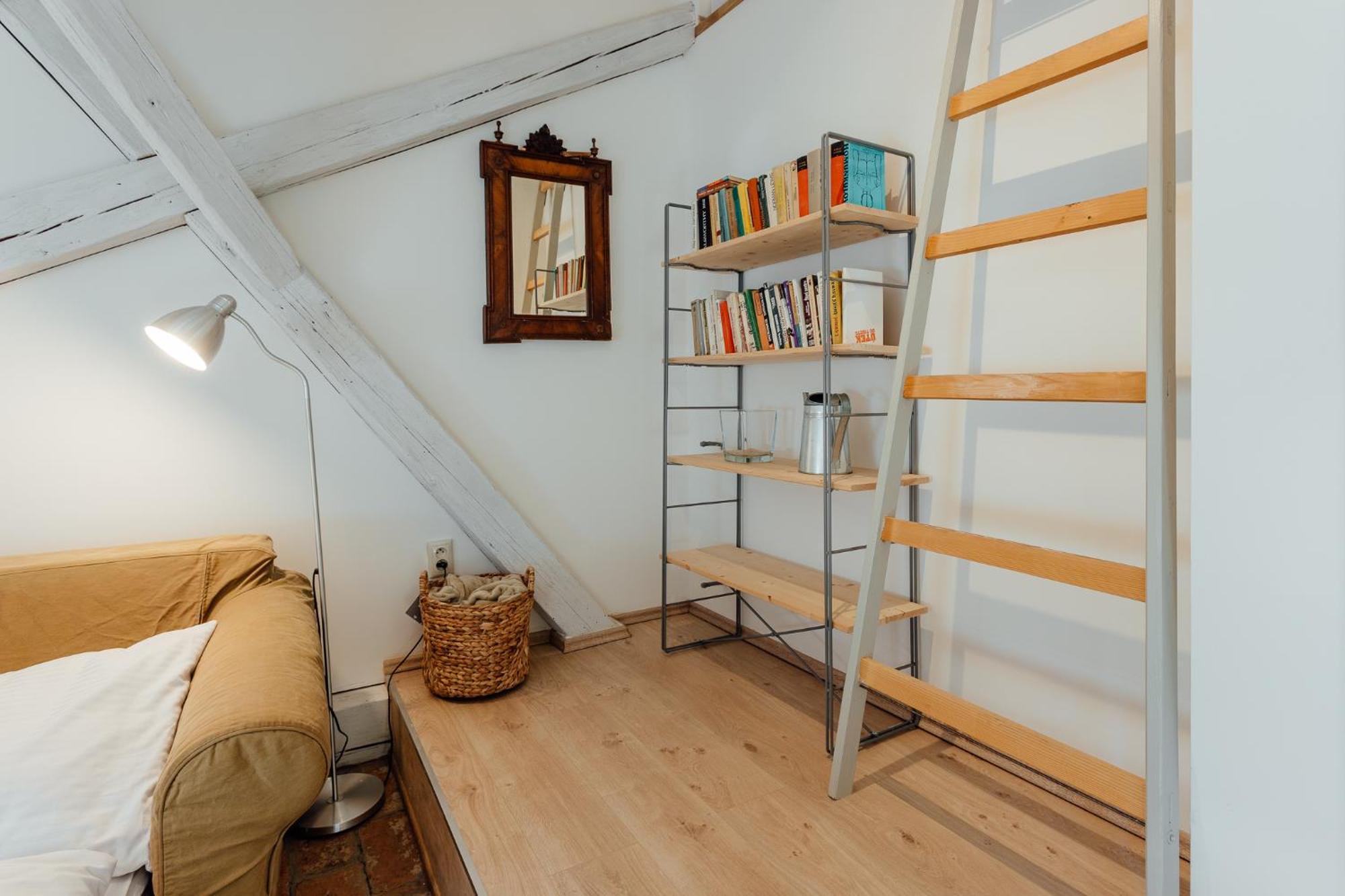 Boutique Apartments Banska Stiavnica Quarto foto